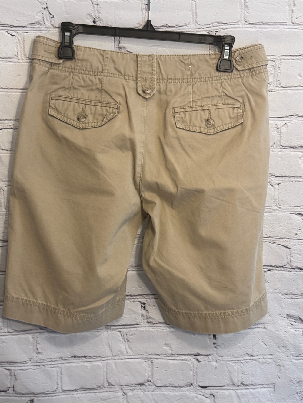 Eddie Bauer Vashon Fir Women’s Size 6 Khaki Casual Shorts - Picture 3 of 9